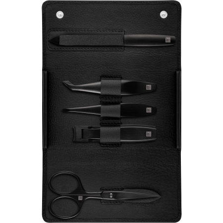 Geöffnetes ZWILLING Premium Set 5tlg. in schwarz mit Druckknopfverschluss mit den meistgenutzten Pflegeinstrumenten in matt-schwarz.