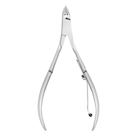 ZWILLING Classic Nagelhautzange aus rostfreiem Edelstahl mit präziser Schneide für exakten Schnitt.