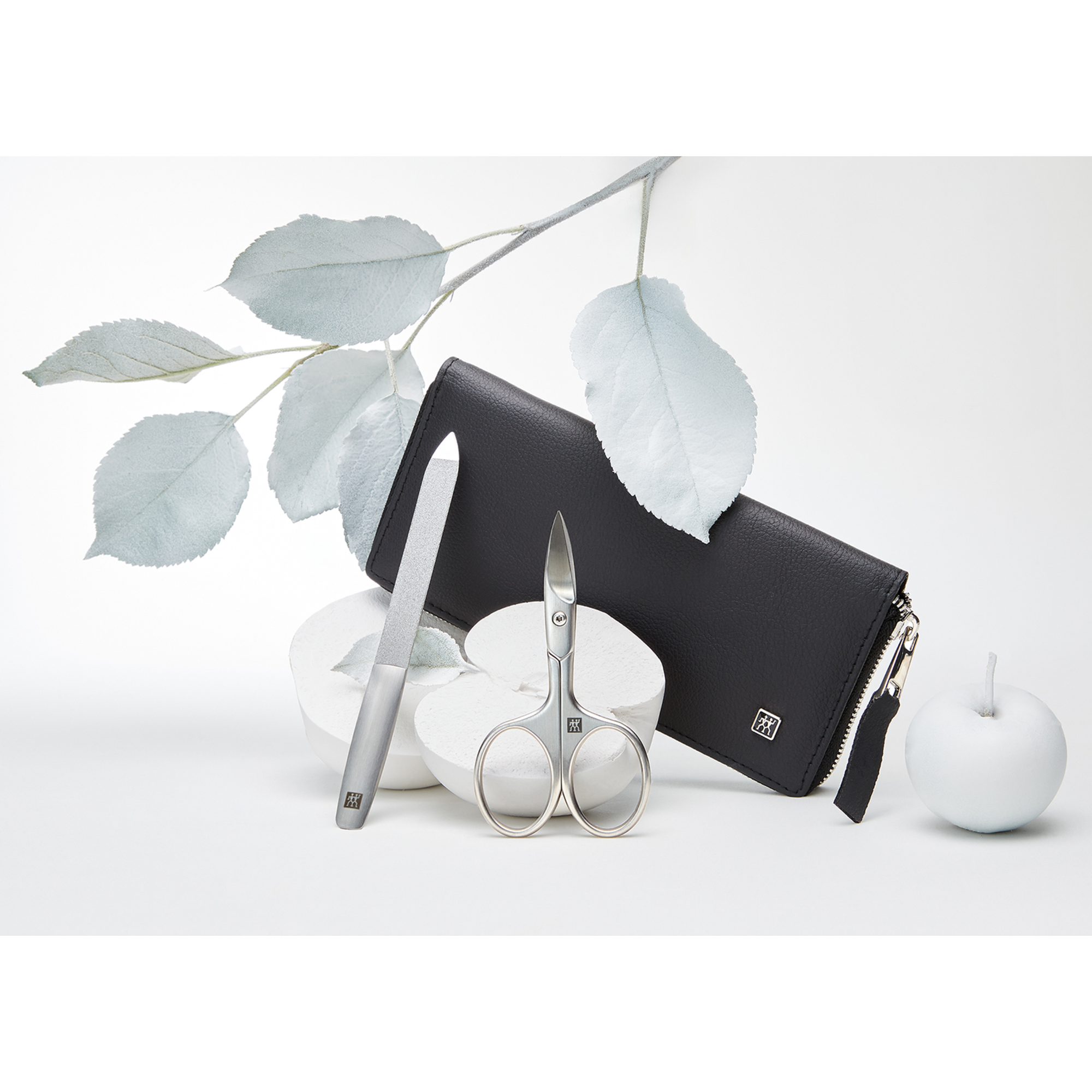 Maniküre Pediküre Set 5tlg. mit Nagelschere, vegan, schwarz