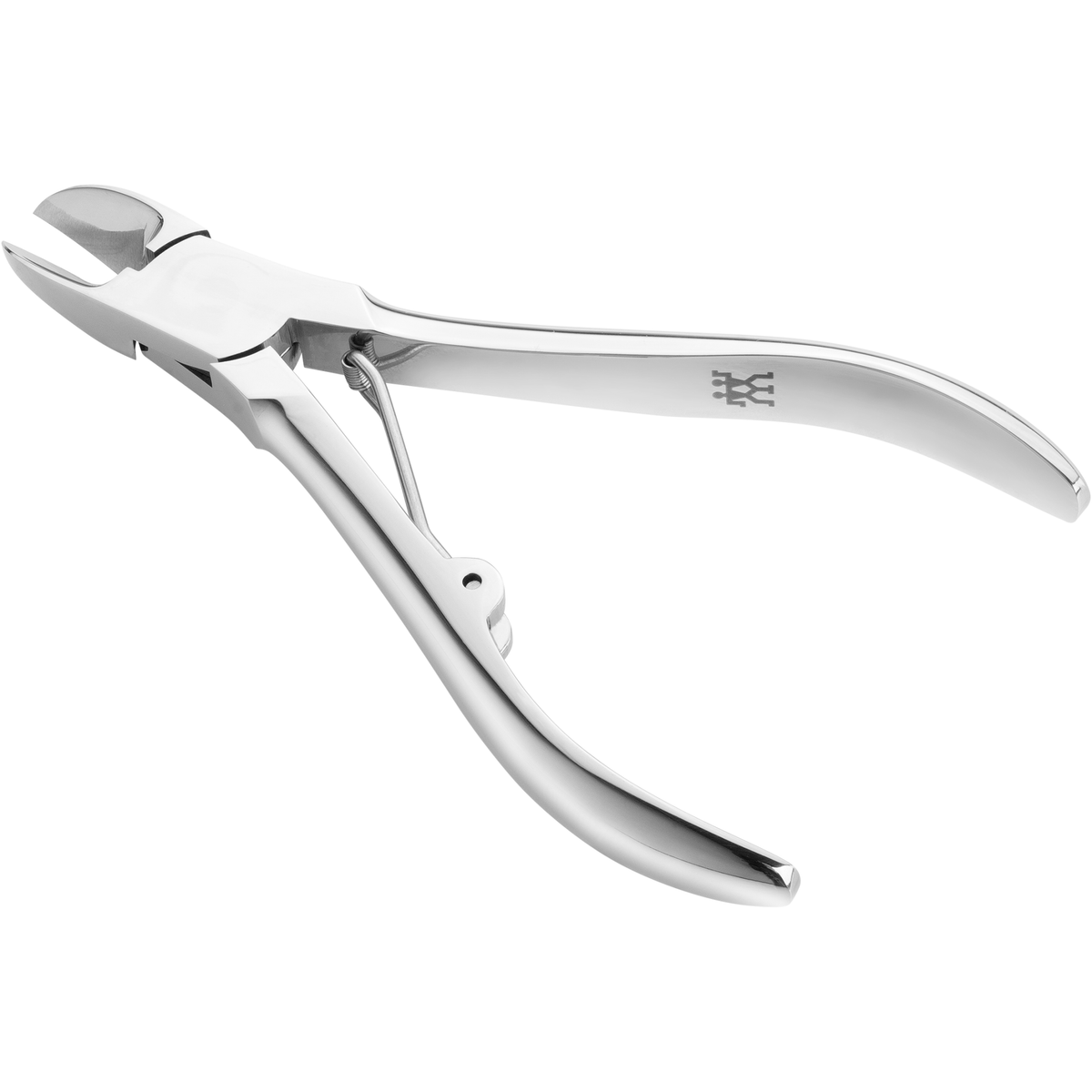 Queransicht einer ZWILLING Classic Nagelzange aus rostfreiem Edelstahl mit besonders scharfen Schneiden mit dem Griff nach vorn.