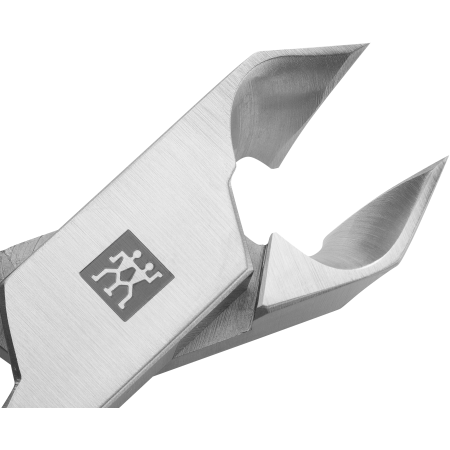Nahaufnahme der geöffneten Schneide der ZWILLING Premium Nagelzange mit Kopfschneider aus rostfreiem Edelstahl.