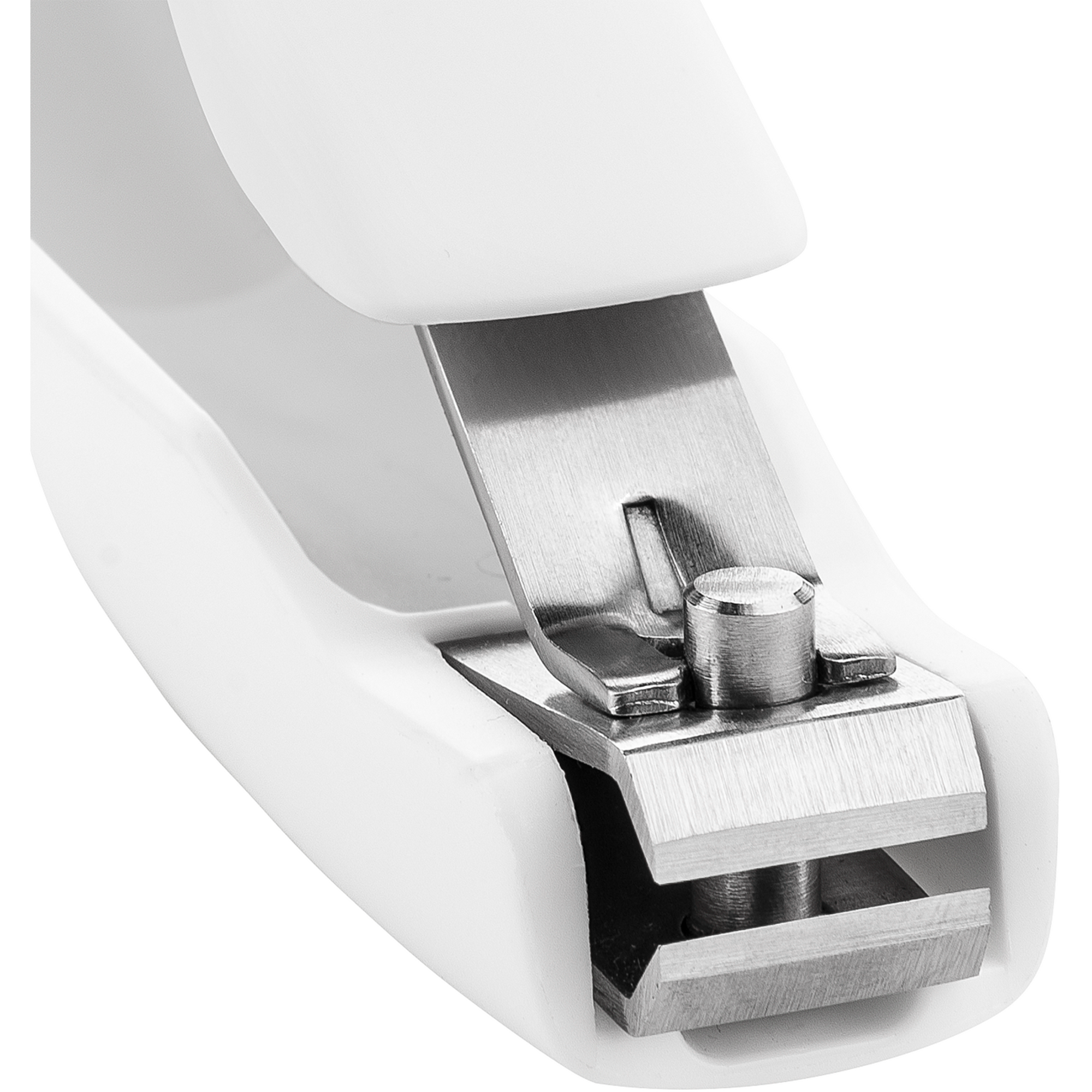 Nahaufnahme der geöffneten Schneide eines ZWILLING Premium Fußnagelknipsers in weiß mit scharfen und geraden Klingen.