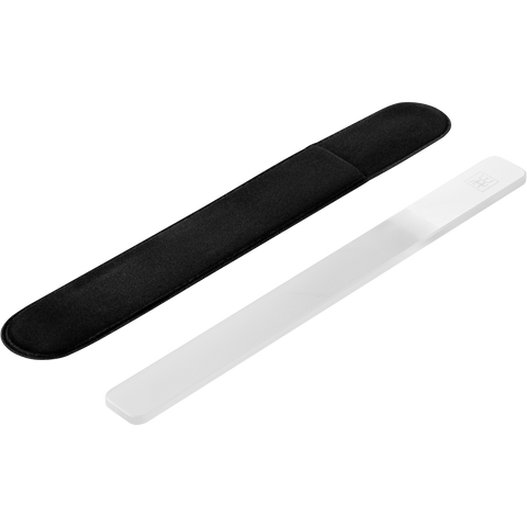 Queransicht eines ZWILLING Premium Glas-Nagelbuffers zum Polieren der Nägel, inklusive Hülle.