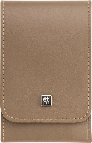 Frontalansicht eines ZWILLING Premium Sets 4tlg. in taupe mit essentiellen Pflegeinstrumenten aus rostfreiem Edelstahl.