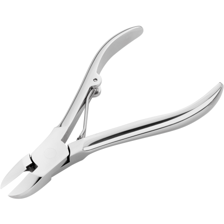 Queransicht einer ZWILLING Classic Nagelzange aus rostfreiem Edelstahl mit besonders scharfen Schneiden mit der Schneide nach vorn.